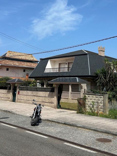 Chalet independiente en segunda línea de playa